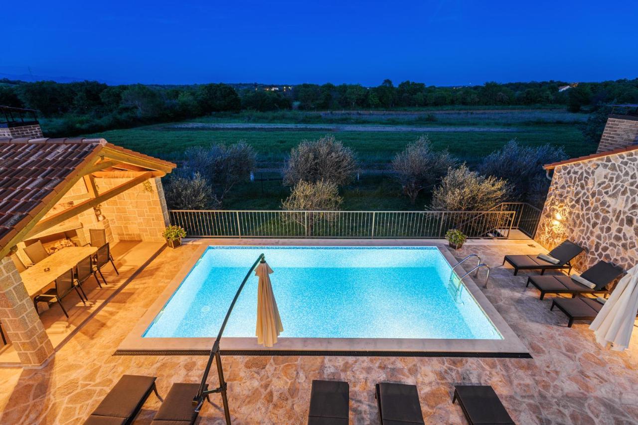 Luxury Stone Villa With Pool - Brisevo Exteriér fotografie