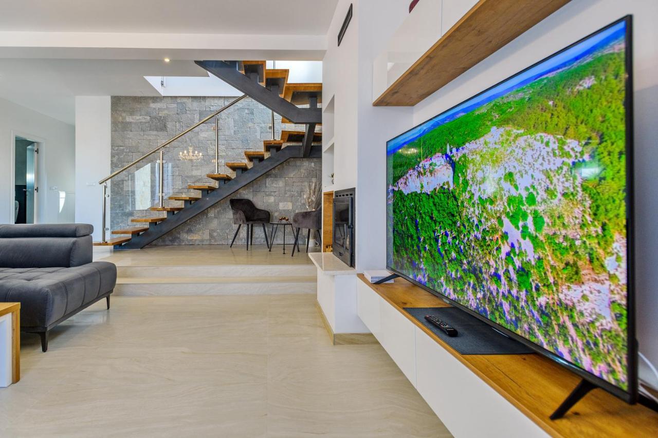 Luxury Stone Villa With Pool - Brisevo Exteriér fotografie